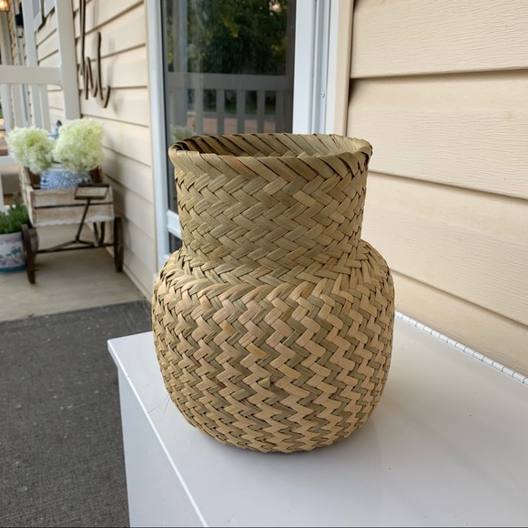 Vintage Seagrass woven vase planter